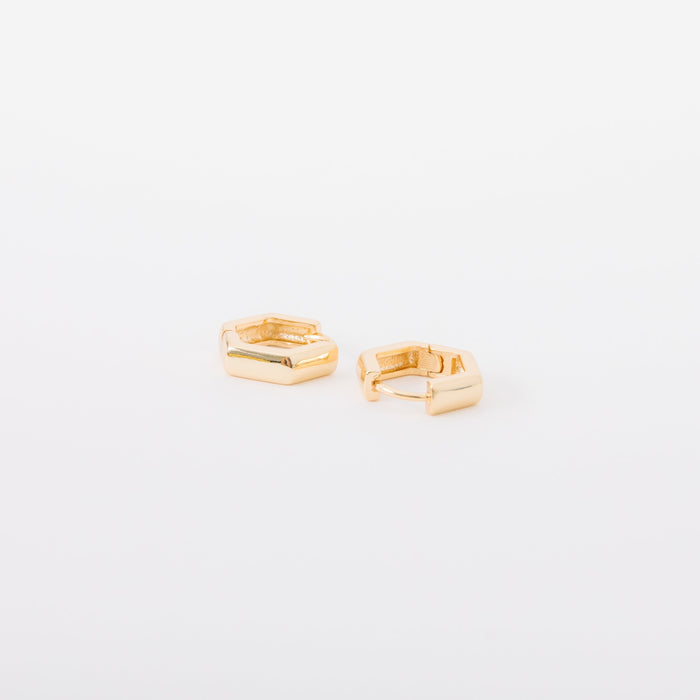 You are able to sleep, shower, swim and LIVE in this jewelry. With the click in and click out closure, they stay closed, and don't poke your neck!