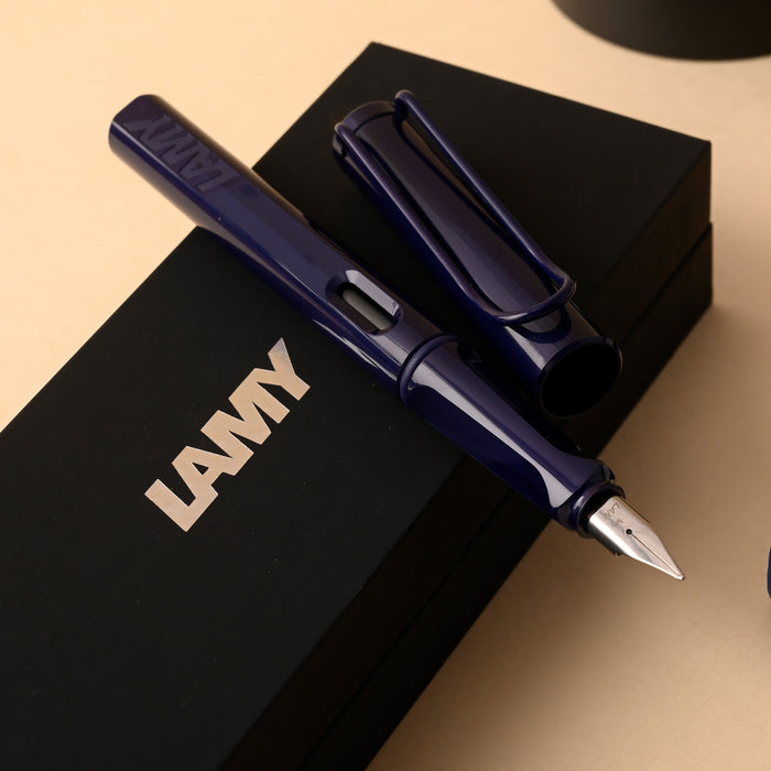 Lamy Safari Fountain Pen - Dark Dusk 8