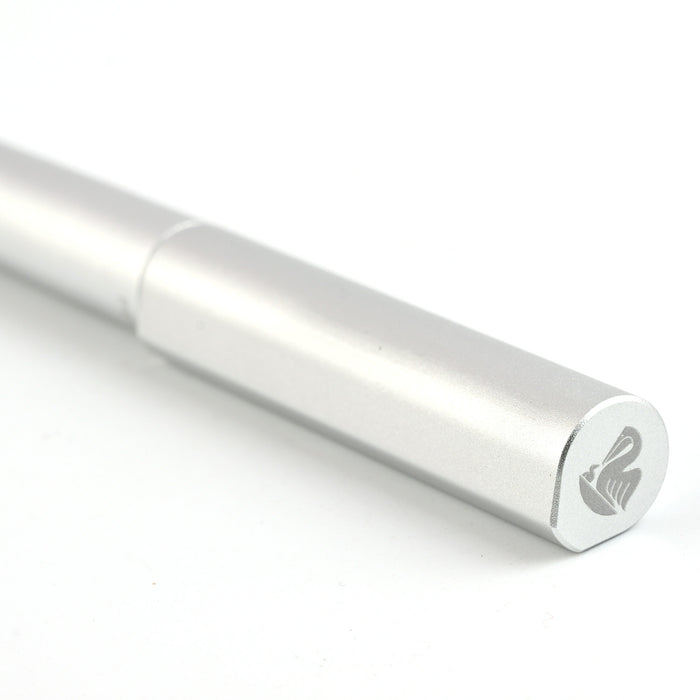 Pelikan Ineo Fountain Pen - Clearing Breeze 4