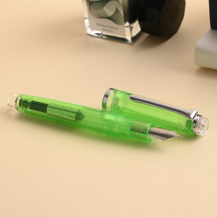Sailor Lecoule Fountain Pen - Spear Mint 8